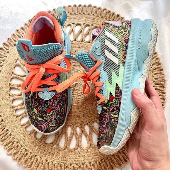 Adidas Dame 8 “Formula 0 2022 Camp” Limited Color Way Size 3.5Y